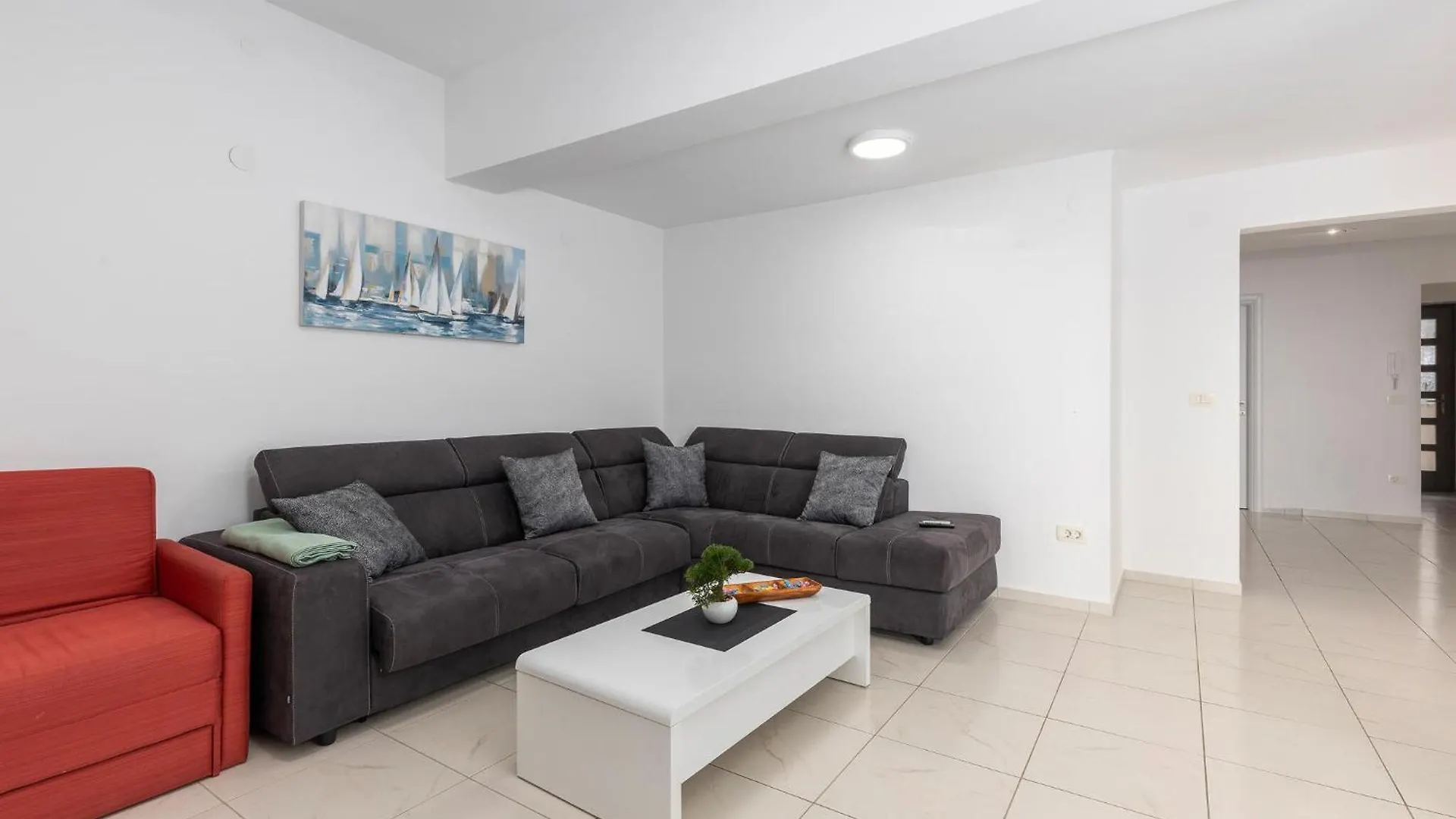 3 Bedroom Stunning Apartment In Lovran Croatia
