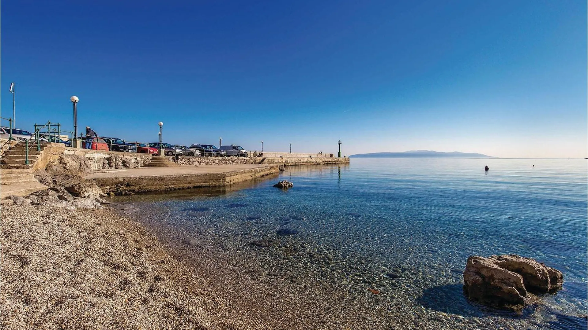 3 Bedroom Stunning Apartment In Lovran